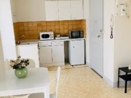 studio + chambre 27m2 centre ville