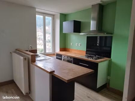 a louer appartement 3 pièces+ garage