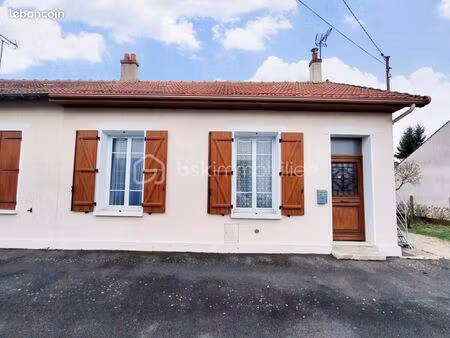 maison 2 pièces 51 m²