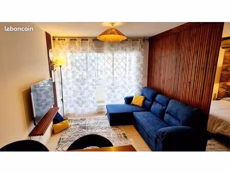 ?t2 residence standing?libre