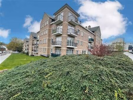 appartement 2 ch. avec garage à tubize