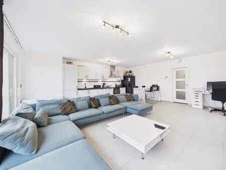 penthouse (2022) 3ch + bur (135m²) - terrasse 33m² - peb a