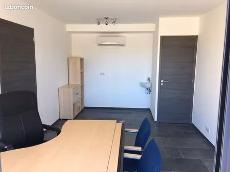 bureau a louer dans cabinet paramedical