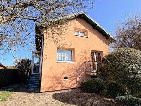 maison 8 pièces 135 m²