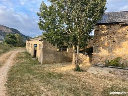 corps de ferme et annexes