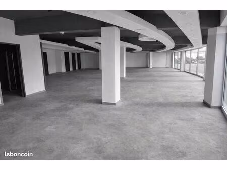 local commercial - 400m ² mezzavia