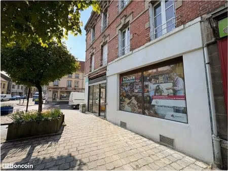 local commercial 110 m² – cœur de ville – excellente visibilité & vitrines en angle