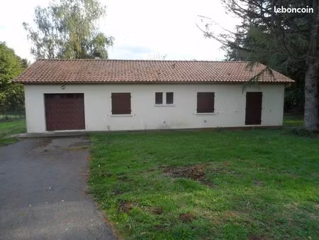 maison à nieuil 16270