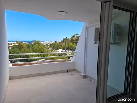 grand studio vue mer