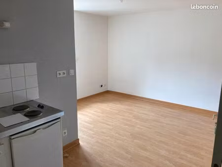 studio a vendeuvre sur barse