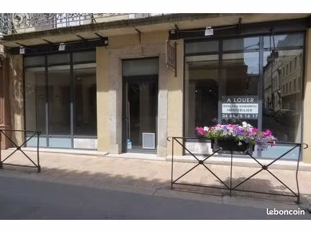 local commercial 80 m² carcassonne