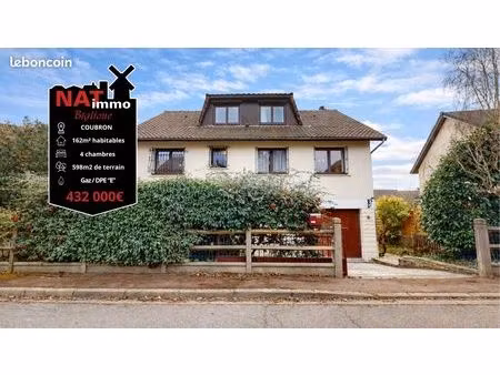 maison 8 pièces 162 m²