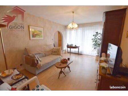 appartement 95 m² grand-charmont