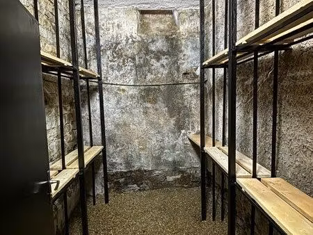 cave privative louée – investissement simple et sécurisé – centre historique de dijon