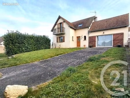 maison 6 pièces 122 m²