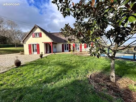 villa 6 pièces 195 m²