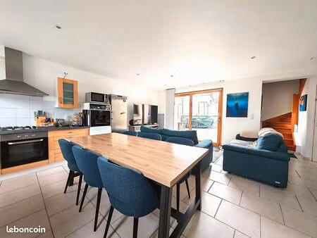 maison 5 pièces 90 m²