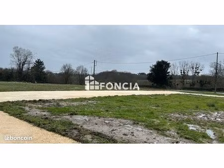 terrain constructible 625m2