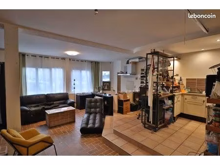 appartement 2 pièces 82 m²