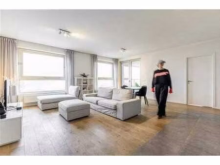 appartement moderne avec une vue imprenable