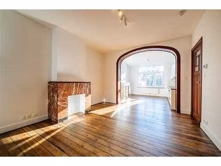 ue  bel appartement 2 chambres 1ière occupation  terrasse