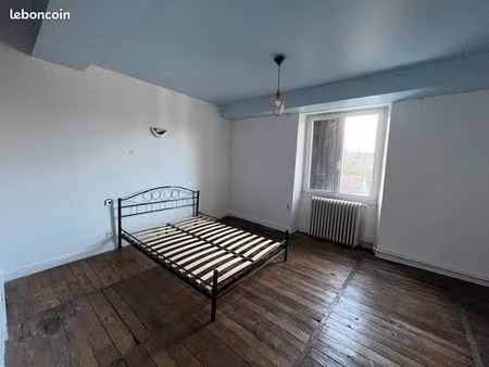 immeuble 350 m² bourganeuf