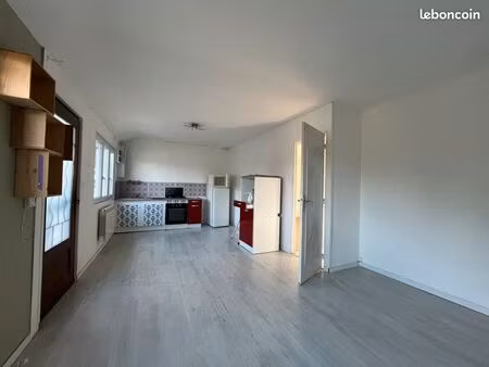 pavillon 2 pièces 50 m²