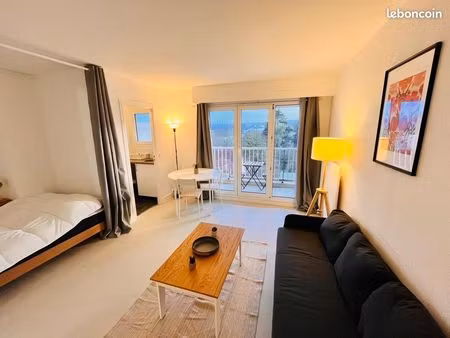 location meublée – studio rénové palaiseau avec parking en option