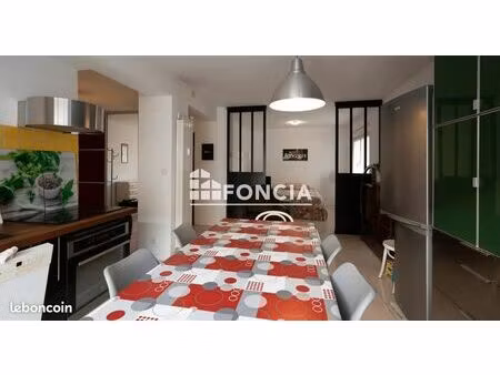 saint-vallier  agréable apprtement de 58 m2 en bon état général