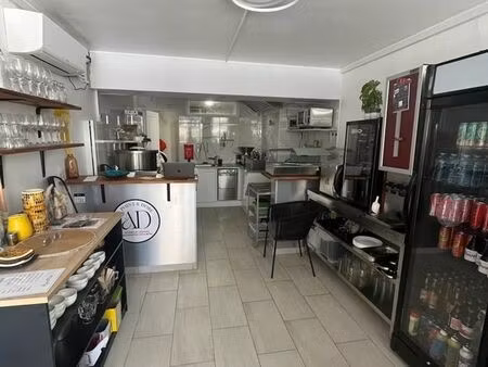 pas de porte local commercial