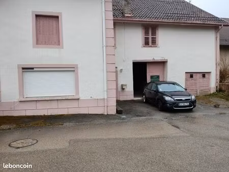 ferme mitoyenne d'un côté montecheroux 25190