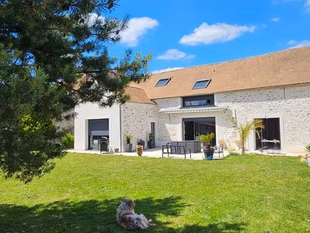 maison 11 pièces 269 m²