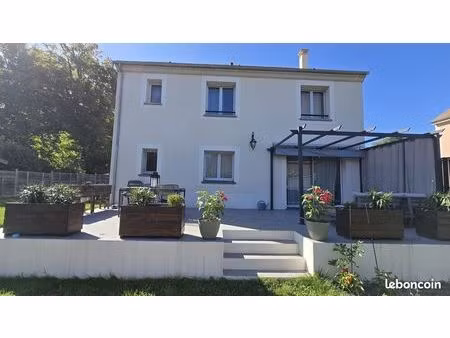 maison 6 pièces 131 m²