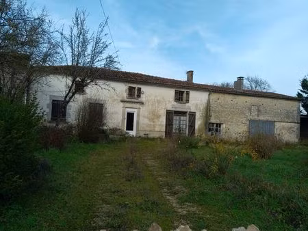 maison charentaise a renover avec dependance