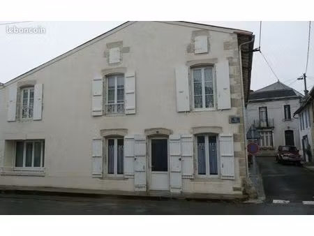 belle maison centre bourg