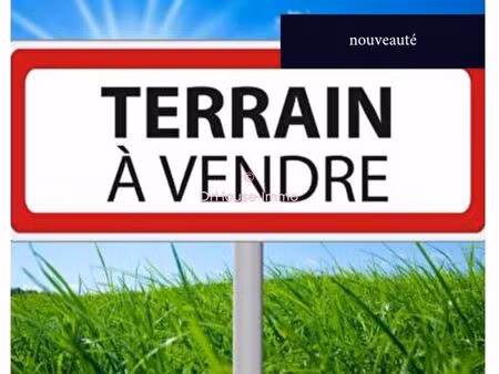 terrain 884 m² anneyron