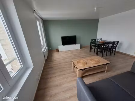 t3 meublé - vue seine - 70m² rénové