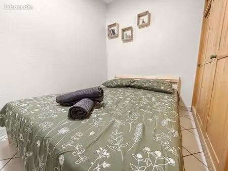 3 pièces - proche halles de sète