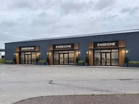 local commercial zone carrefour