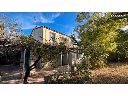 maison individuelle à rénover sur terrain de 627m2