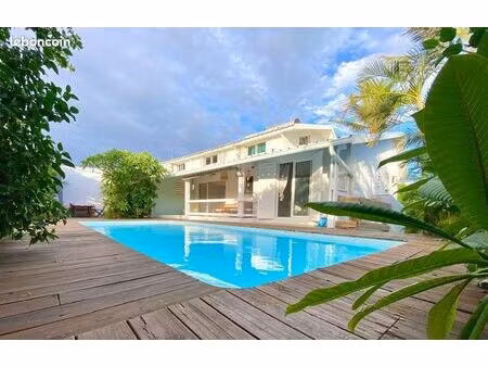 maison etang salé les bains