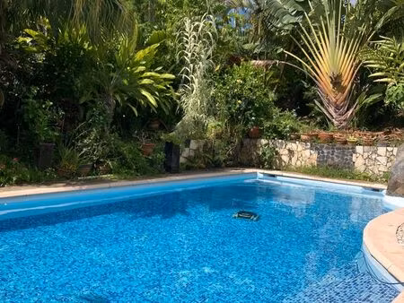 terrain à la possession