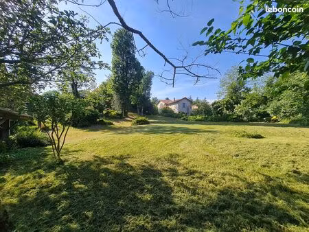 terrain 2100m² - romans centre