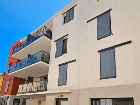 bureau professionnel non marchand