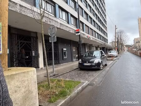 un fond de commerce à vendre