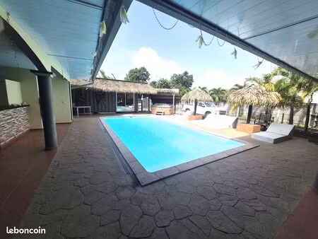 maison t6 + t1 avec piscine