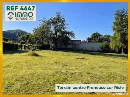 terrain 2067 m² freneuse-sur-risle