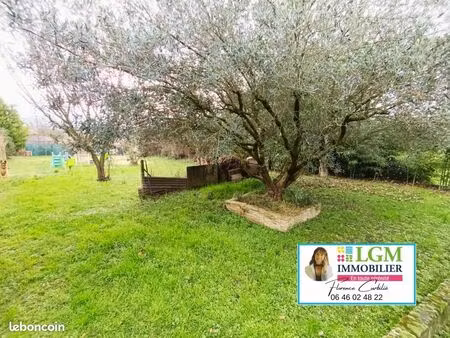 terrain 414 m² collorgues
