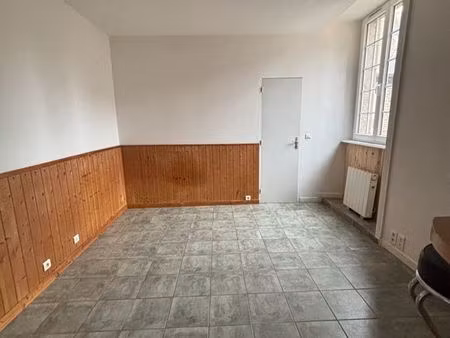 studio 21m2 dans centre historique de dinan