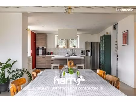 appartement 2 pièces 125 m²